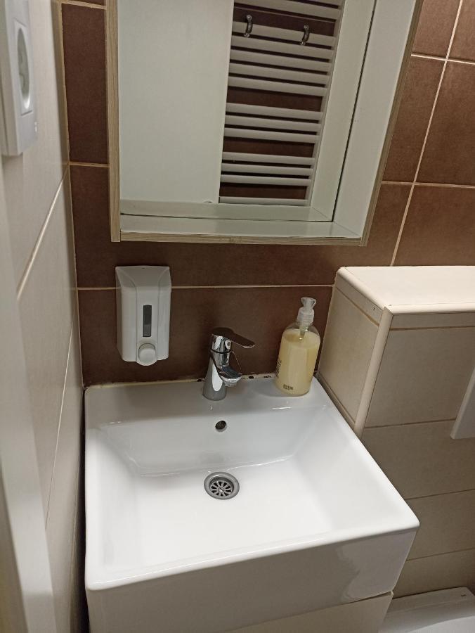 Apartamento Alex 3 Belgrado Exterior foto