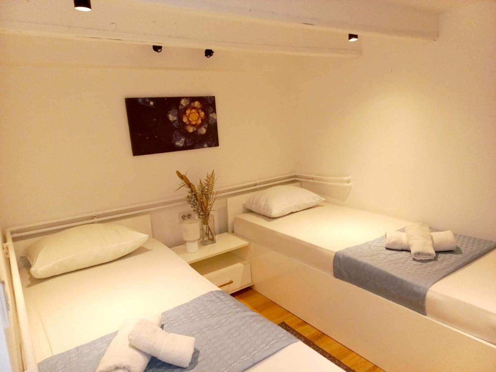 Apartamento Alex 3 Belgrado Exterior foto